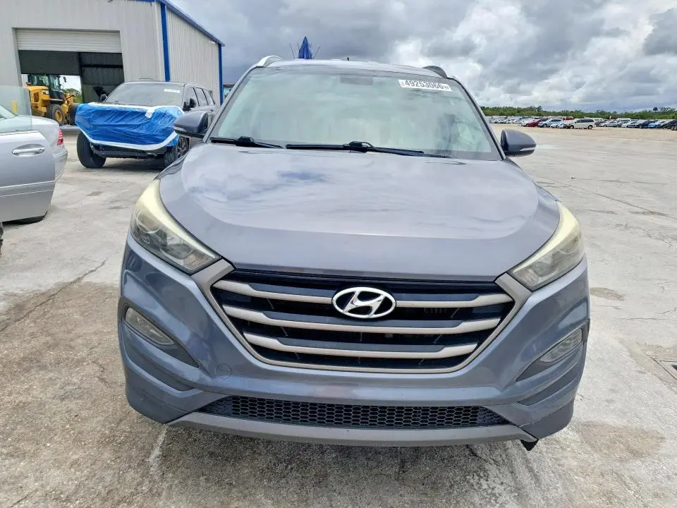 2016 HYUNDAI TUCSON SPORT  