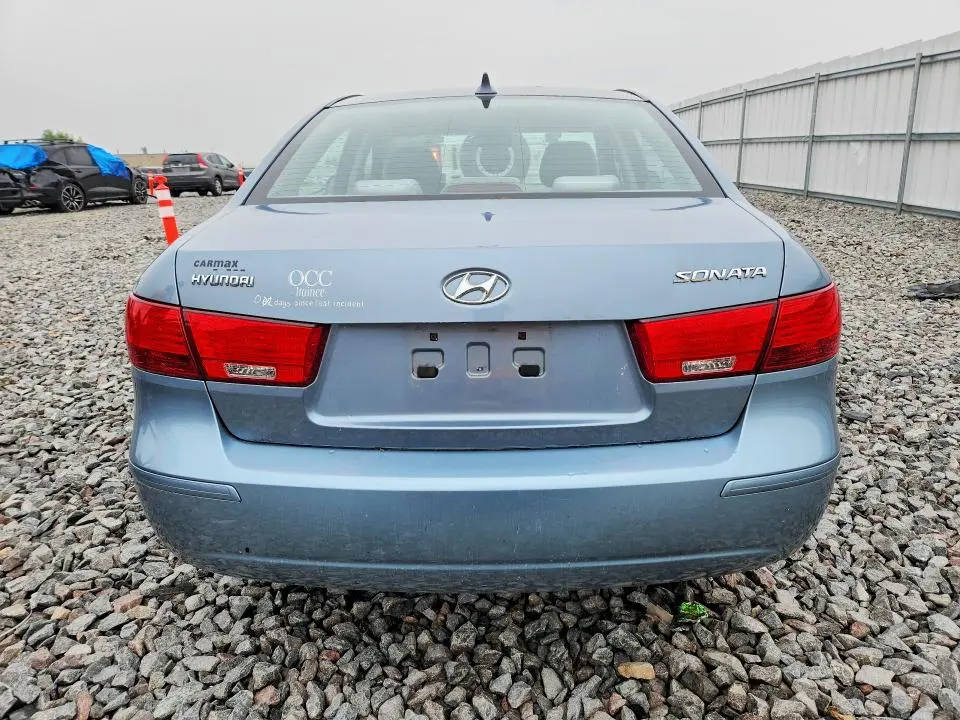 2010 HYUNDAI SONATA GLS  