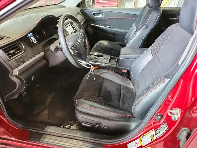 2015 TOYOTA CAMRY LE  