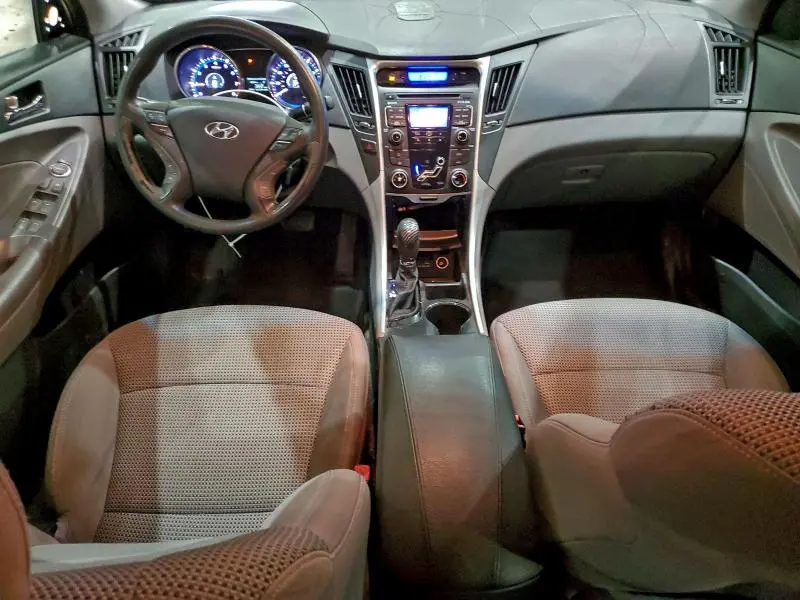 2011 HYUNDAI SONATA GLS  