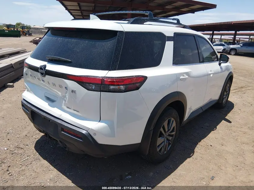 2024 NISSAN PATHFINDER SV 4WD