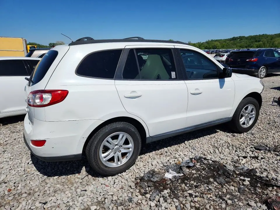 2010 HYUNDAI SANTA FE GLS  