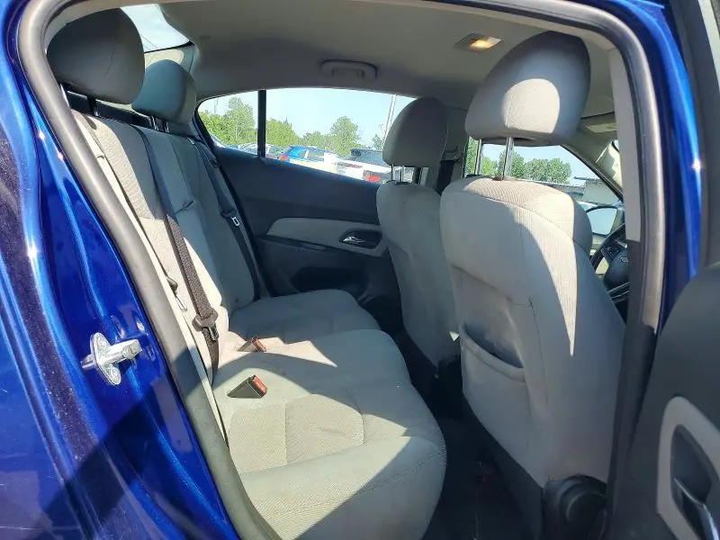2012 CHEVROLET CRUZE LT  