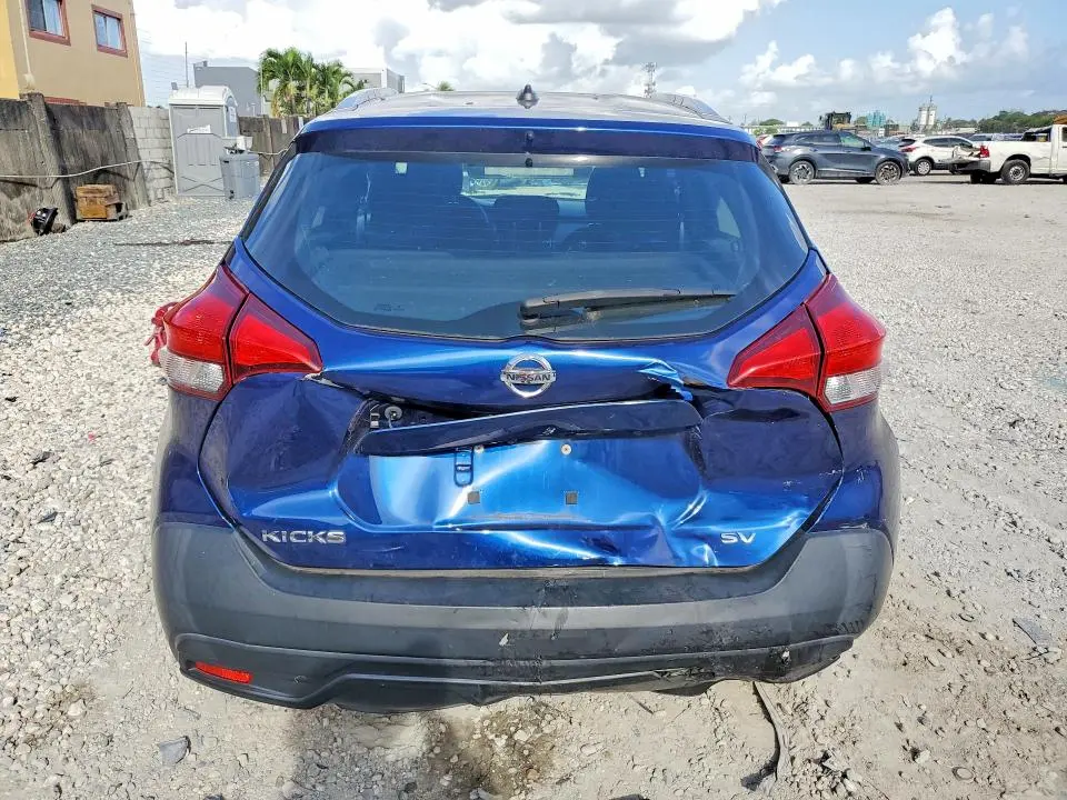 2019 NISSAN KICKS SV  