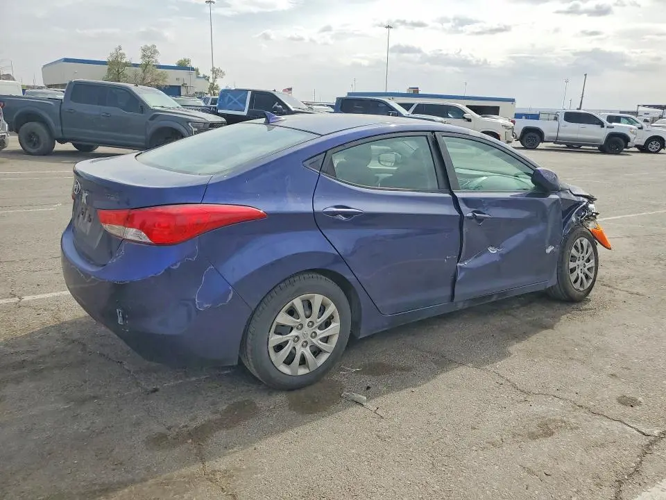 2012 HYUNDAI ELANTRA GLS  