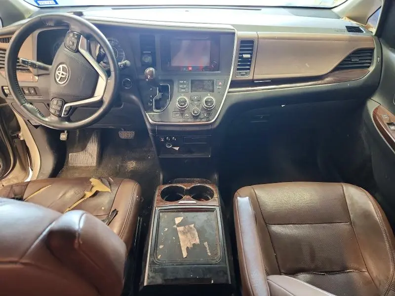 2015 TOYOTA SIENNA LIMITED 7-PASSENGER  