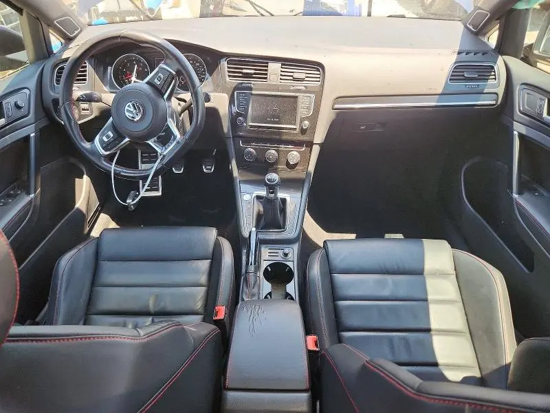 2016 VOLKSWAGEN GTI S/SE  