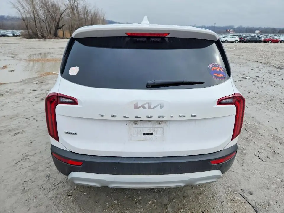 2022 KIA TELLURIDE LX  