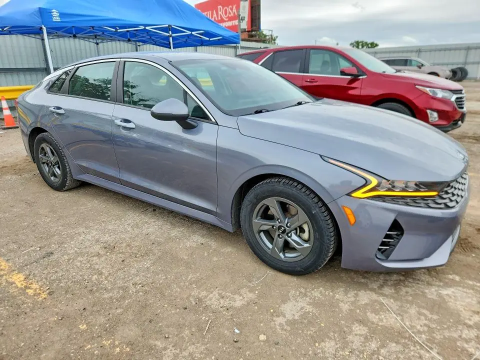 2021 KIA K5   