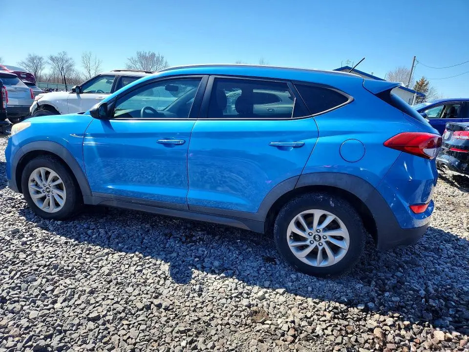 2016 HYUNDAI TUCSON SE  