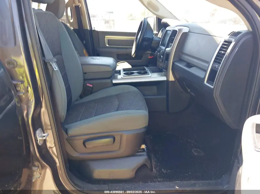 2015 RAM 1500 BIG HORN