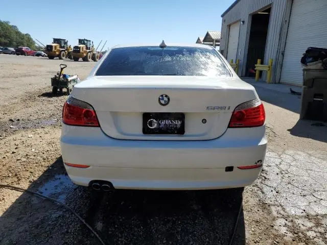 2010 BMW 528 I  