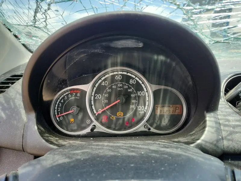2012 MAZDA MAZDA2   