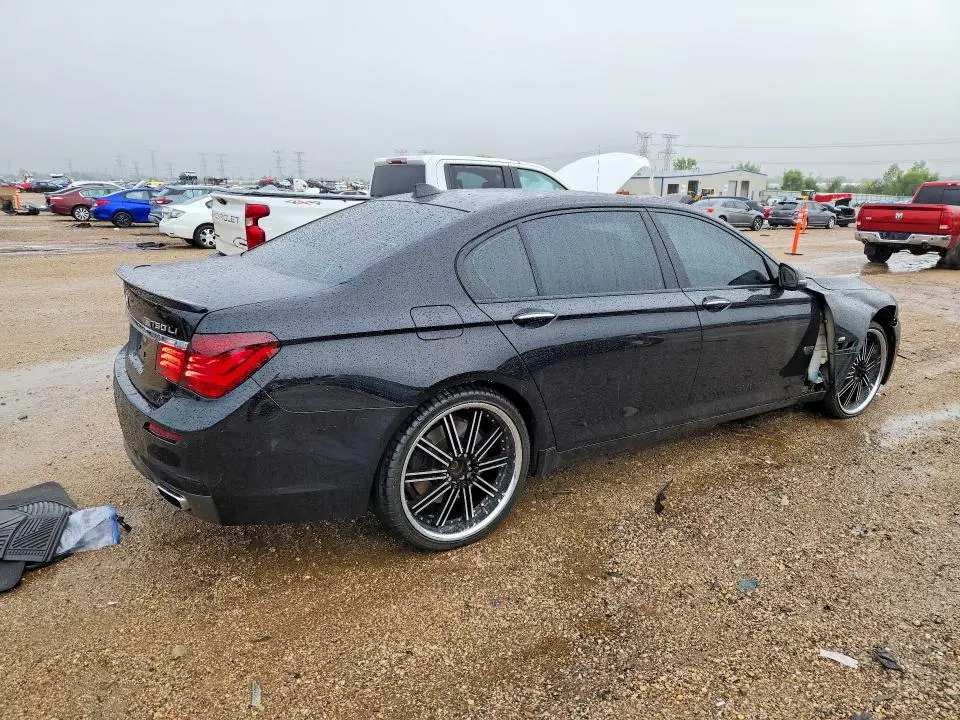 2015 BMW 750 LXI  