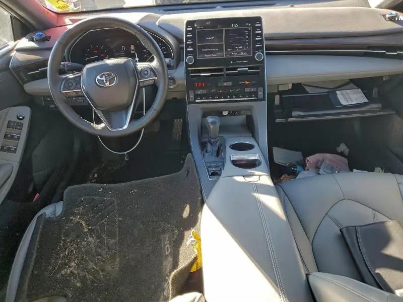 2021 TOYOTA AVALON XLE  