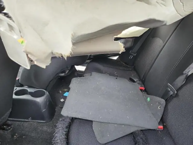 2019 NISSAN VERSA S  