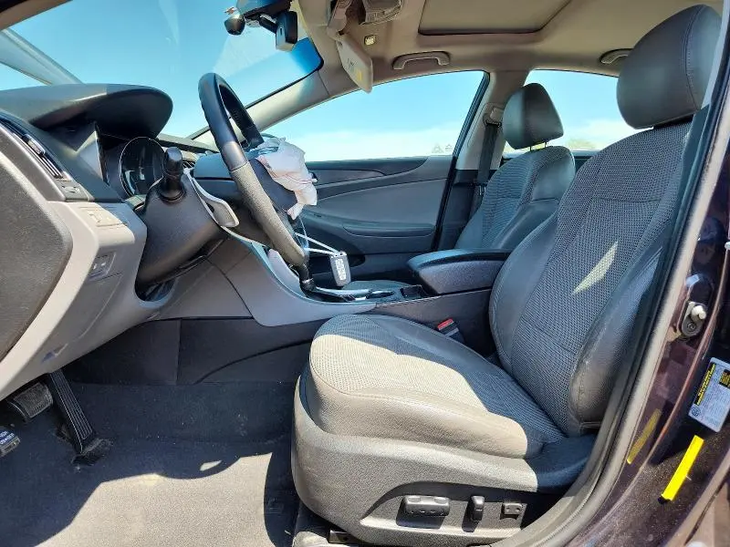2013 HYUNDAI SONATA SE  