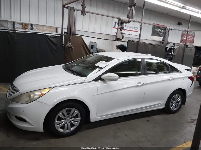 2012 HYUNDAI SONATA GLS