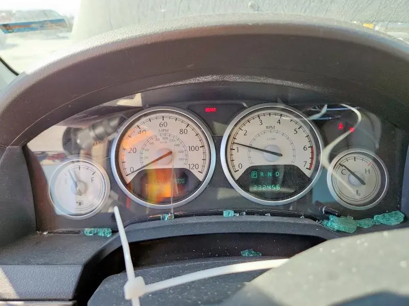 2010 CHRYSLER TOWN & COUNTRY TOURING PLUS  