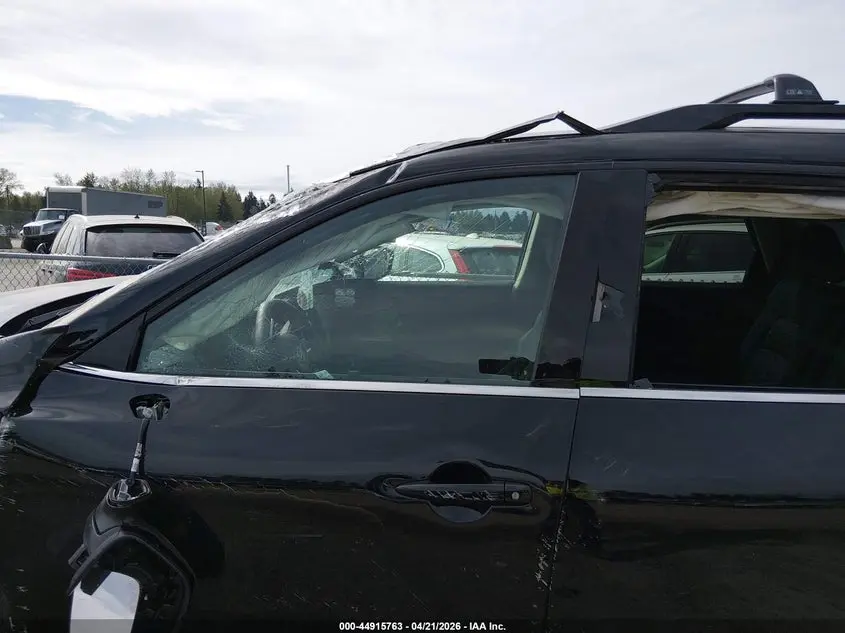 2024 NISSAN PATHFINDER SV 4WD