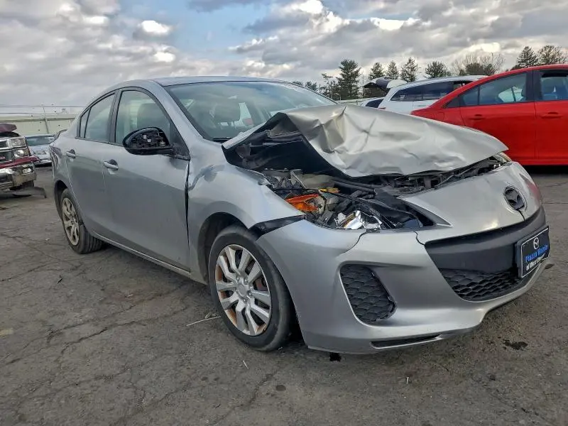 2013 MAZDA 3 I  