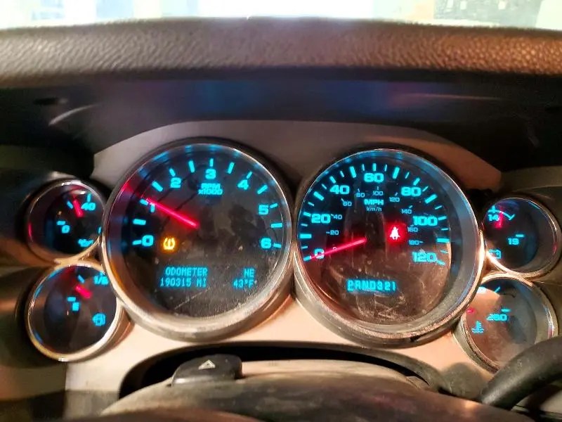 2011 CHEVROLET SILVERADO K1500 LT  