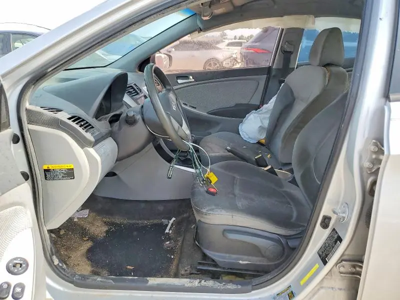 2014 HYUNDAI ACCENT GLS  