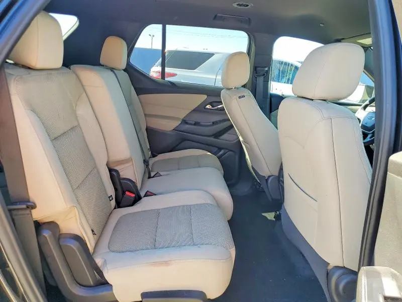 2022 CHEVROLET TRAVERSE LS  