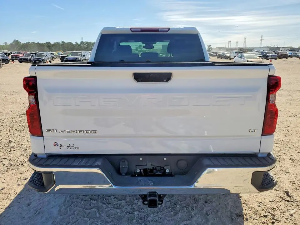 2025 CHEVROLET SILVERADO K1500 LT  