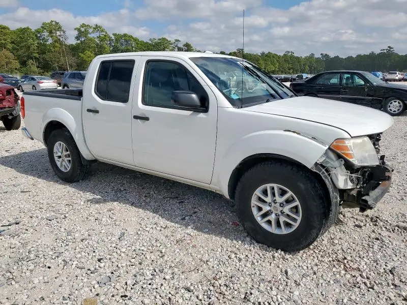 2017 NISSAN FRONTIER S  