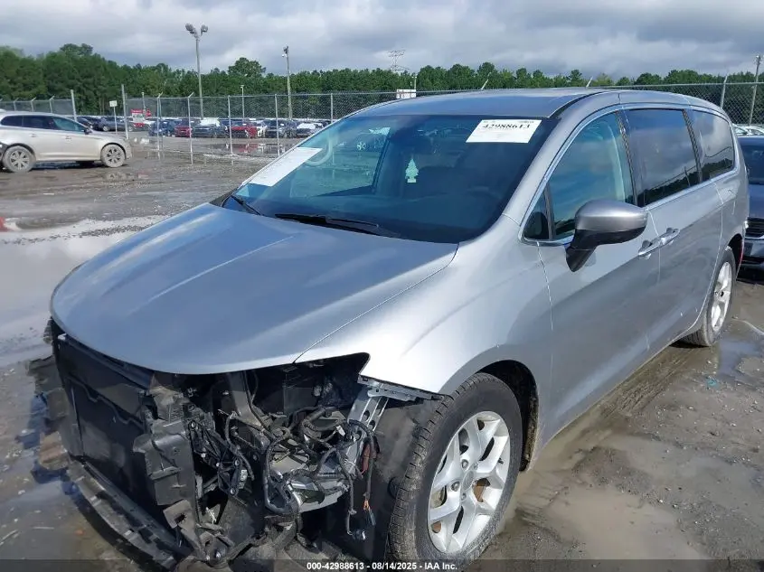 2017 CHRYSLER PACIFICA TOURING PLUS