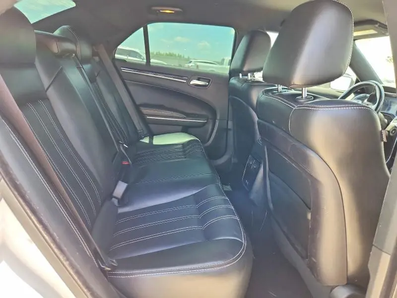 2019 CHRYSLER 300 S  