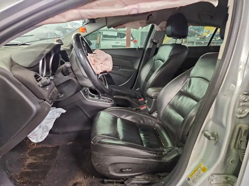 2013 CHEVROLET CRUZE LT  