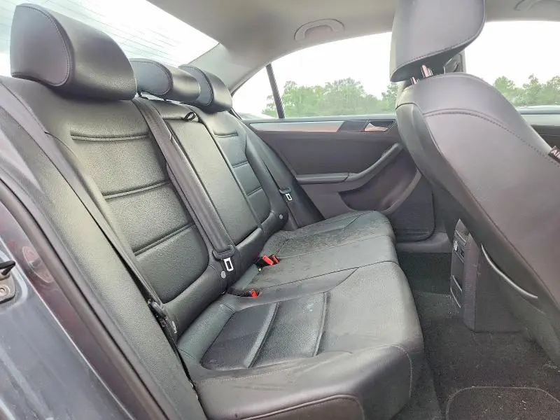 2014 VOLKSWAGEN JETTA SE  