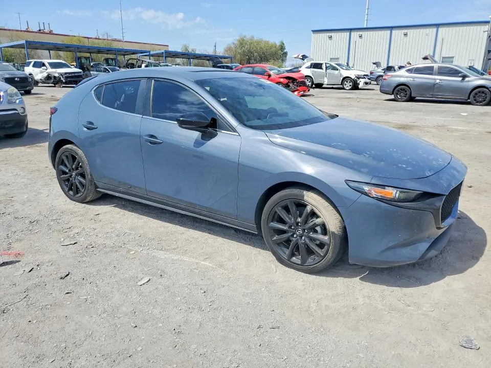 2023 MAZDA 3 PREFERRED  