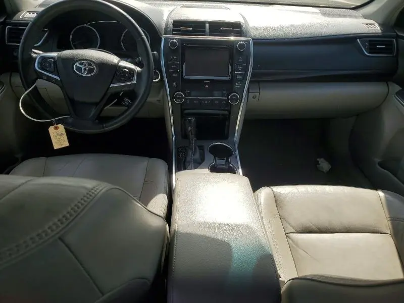 2017 TOYOTA CAMRY XLE  
