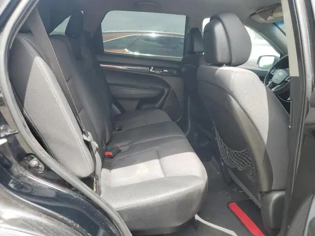 2011 KIA SORENTO BASE  