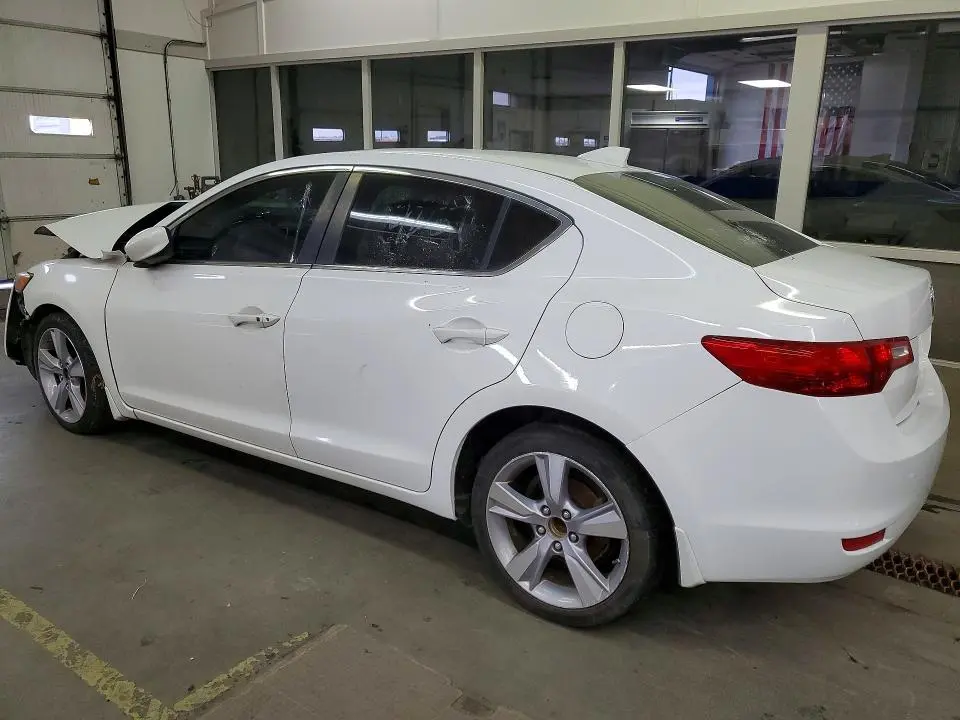 2013 ACURA ILX 20 PREMIUM  