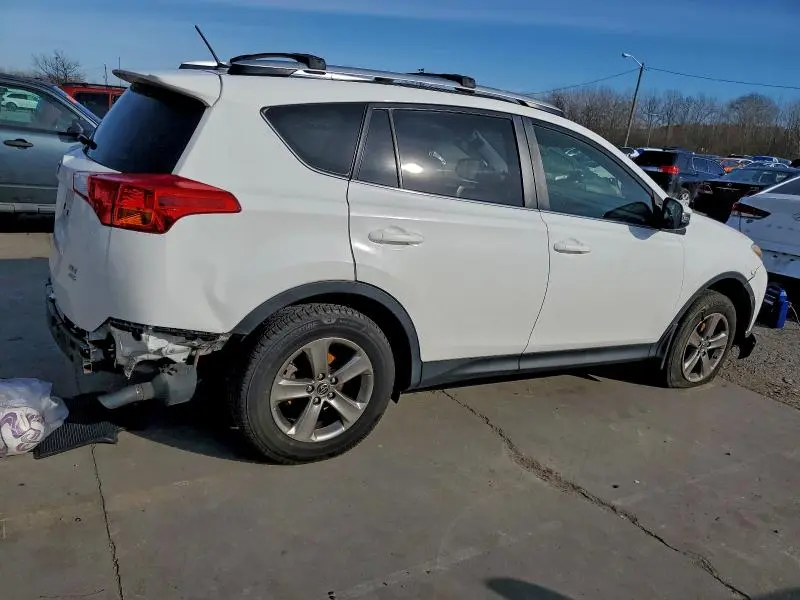 2015 TOYOTA RAV4 XLE  