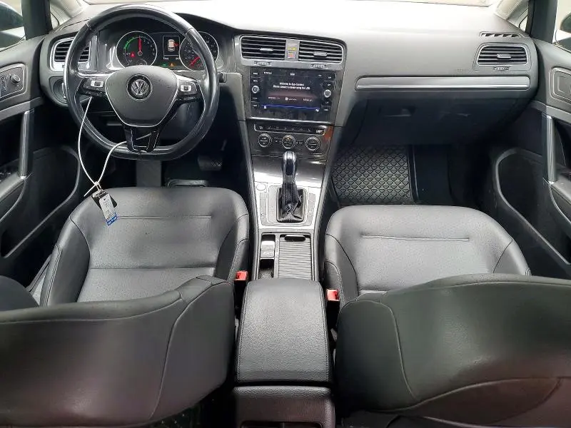 2017 VOLKSWAGEN E-GOLF SEL PREMIUM  
