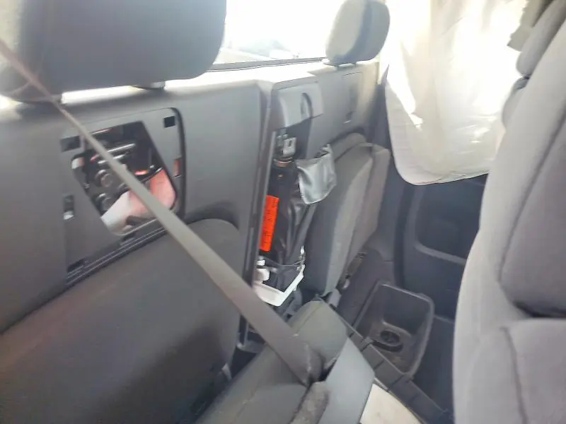 2023 NISSAN FRONTIER S  