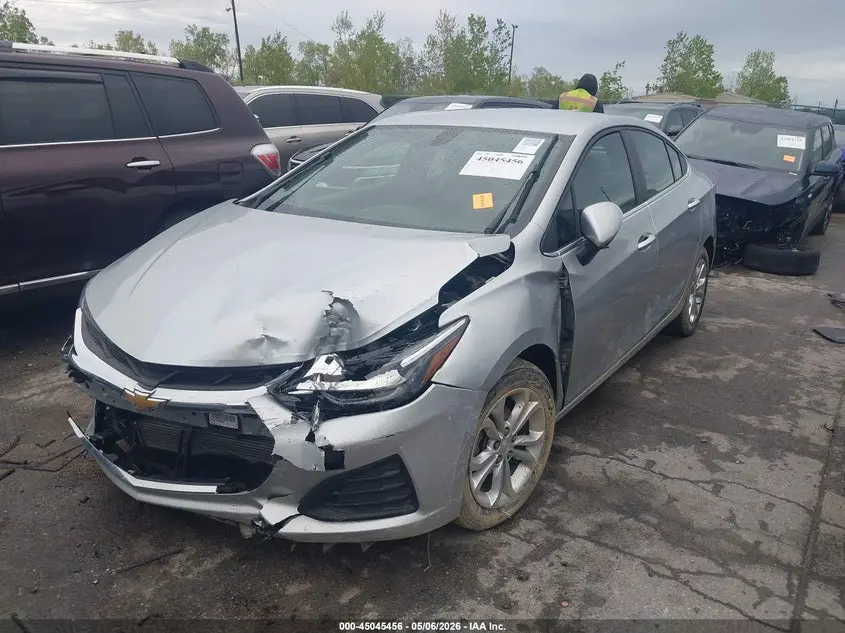 2019 CHEVROLET CRUZE LT