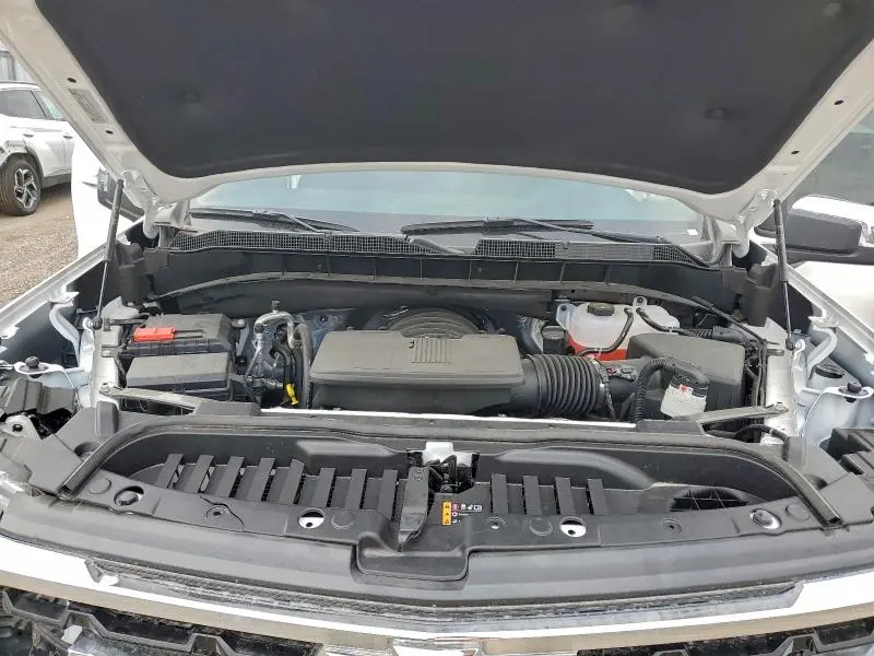 2026 CHEVROLET SILVERADO K1500 LT  