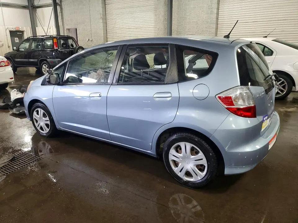 2011 HONDA FIT   