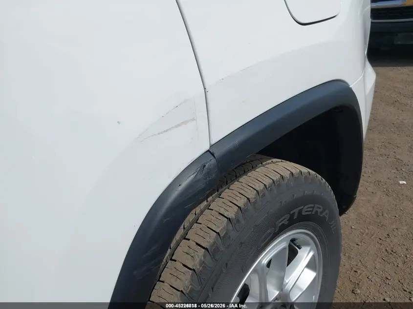 2018 JEEP GRAND CHEROKEE LAREDO E 4X4
