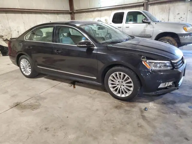 2017 VOLKSWAGEN PASSAT SE
