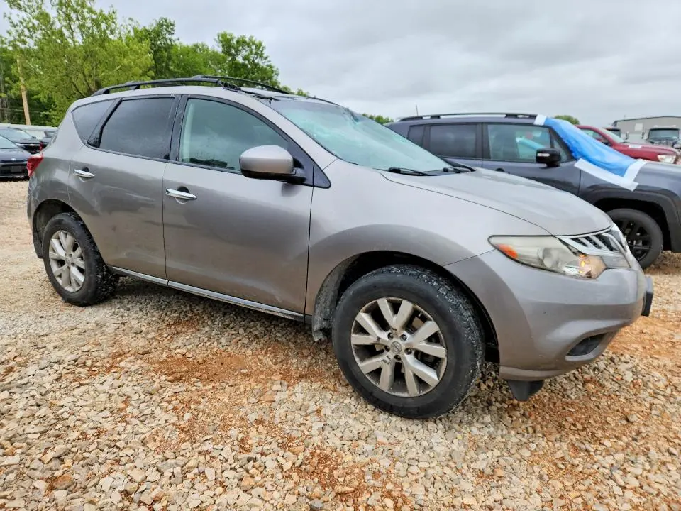2011 NISSAN MURANO S  