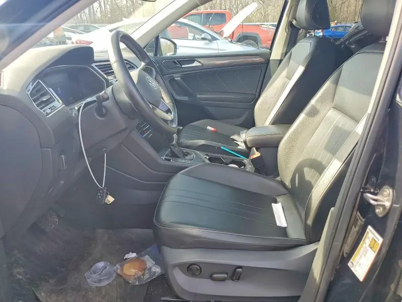 2022 VOLKSWAGEN TIGUAN SE  