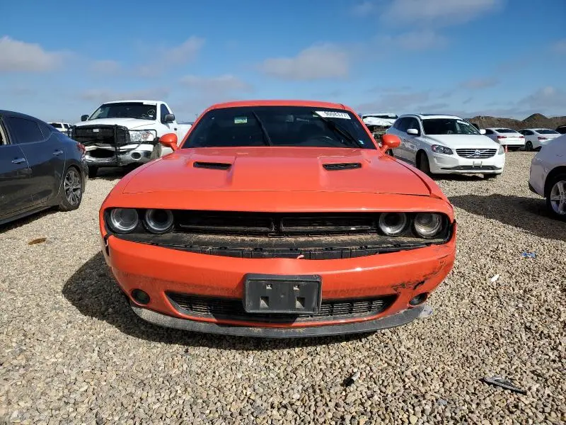 2022 DODGE CHALLENGER SXT  