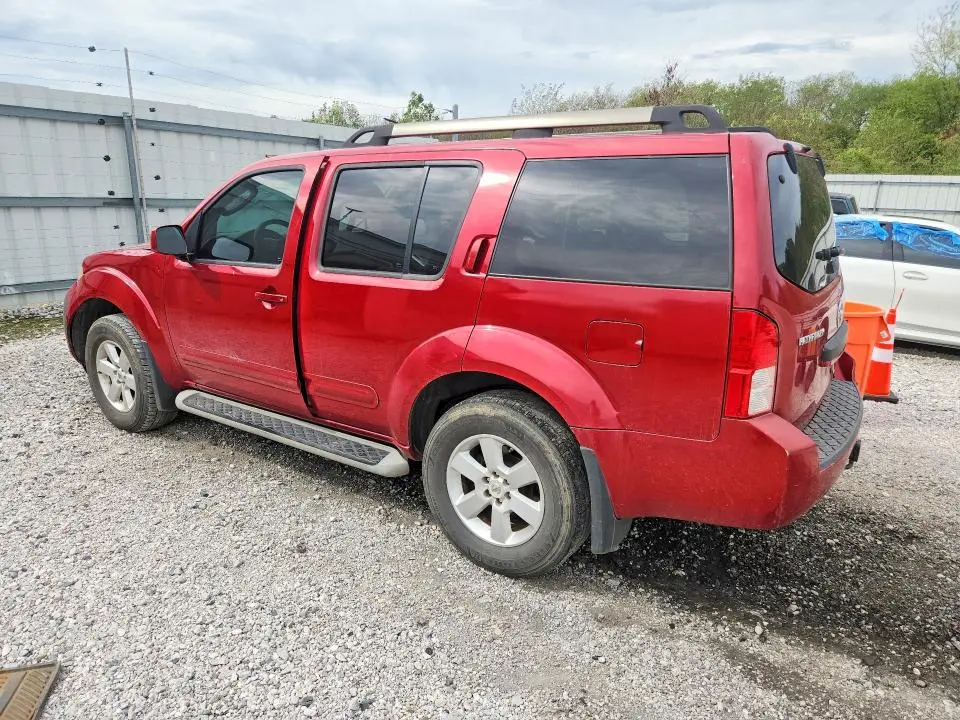 2011 NISSAN PATHFINDER S  